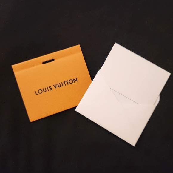 ***BRAND NEW*** Rare Louis Vuitton Monogram Fortune Cookie Bag Charm Key Holder - Picture 5 of 7